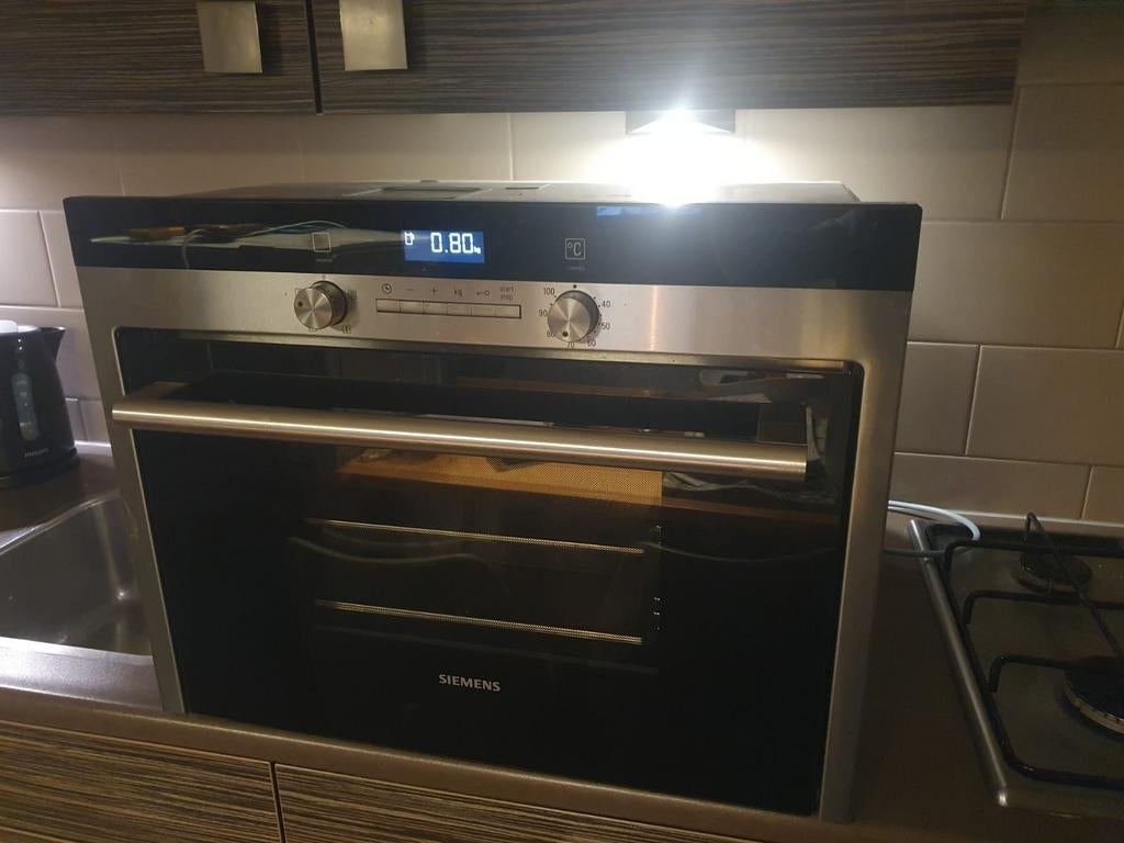 Gloednieuwe Siemens HB24D552 stoomoven, Ophalen, Nieuw, Stoom, 45 tot 60 cm