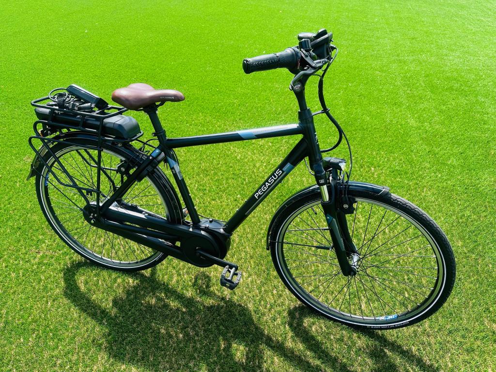 Pegasus Siena E7F elektrische herenfiets 53cm ebike BOSCH, Fietsen en Brommers, Niet ingevuld, Ophalen of Verzenden, Zo goed als nieuw