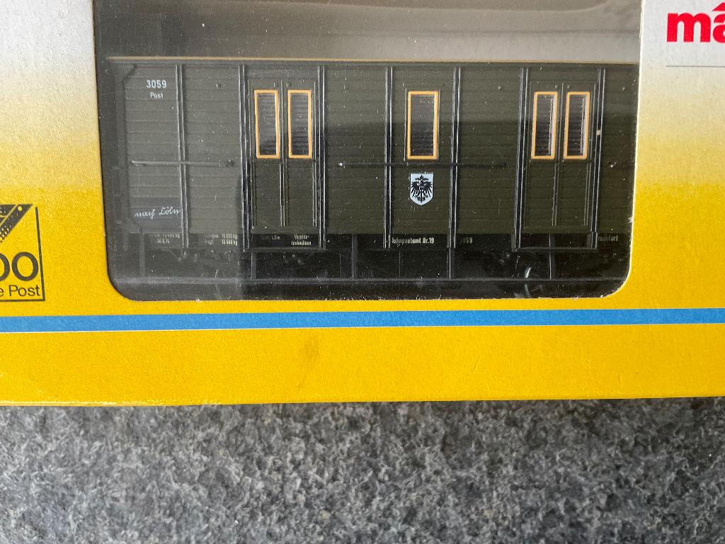 Märklin.  Postwagons 4500, Hobby en Vrije tijd, Modeltreinen | H0, Wisselstroom, Wagon, Ophalen of Verzenden, Zo goed als nieuw