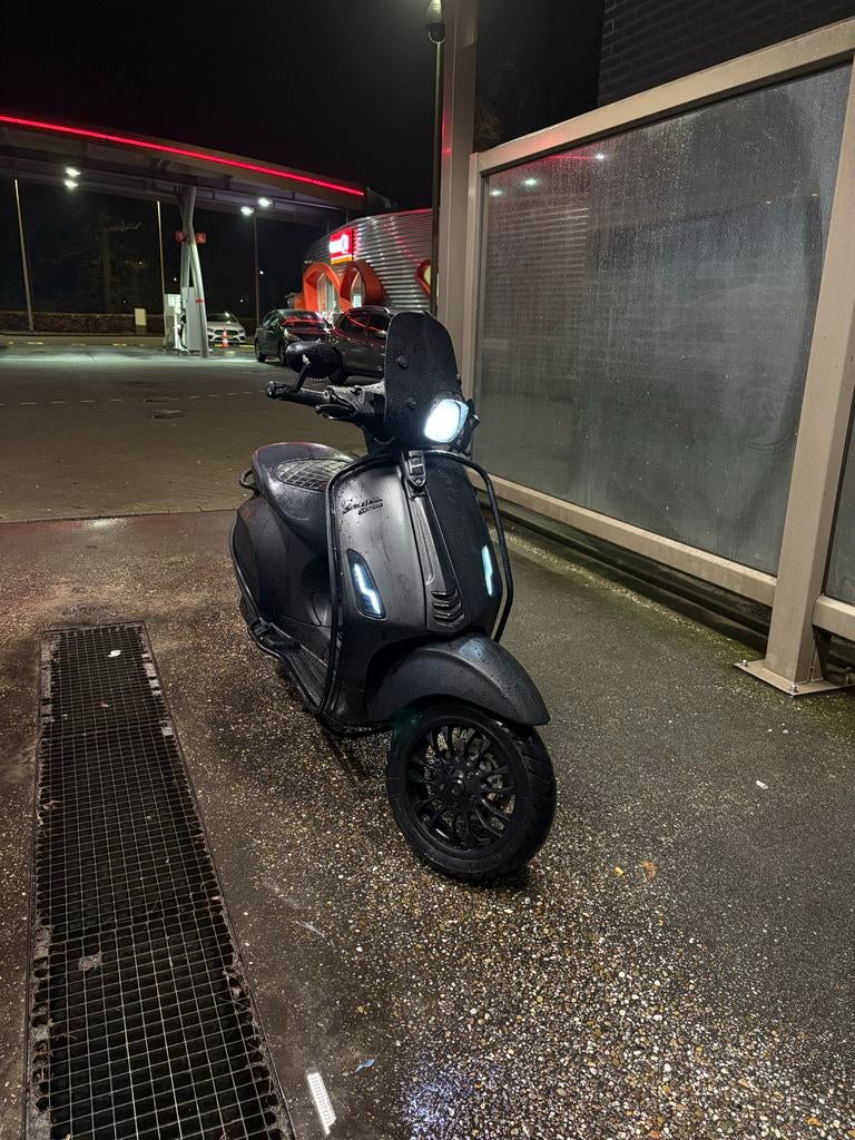 Vespa Sprint 2015, Fietsen en Brommers, Scooters | Vespa, Ophalen, Gebruikt, Overige modellen, Maximaal 45 km/u