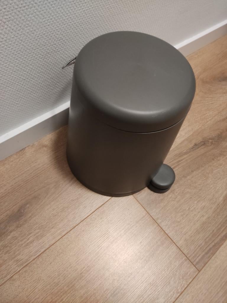 Prullenbakje, Kunststof, Met pedaal, Nieuw, Ophalen of Verzenden