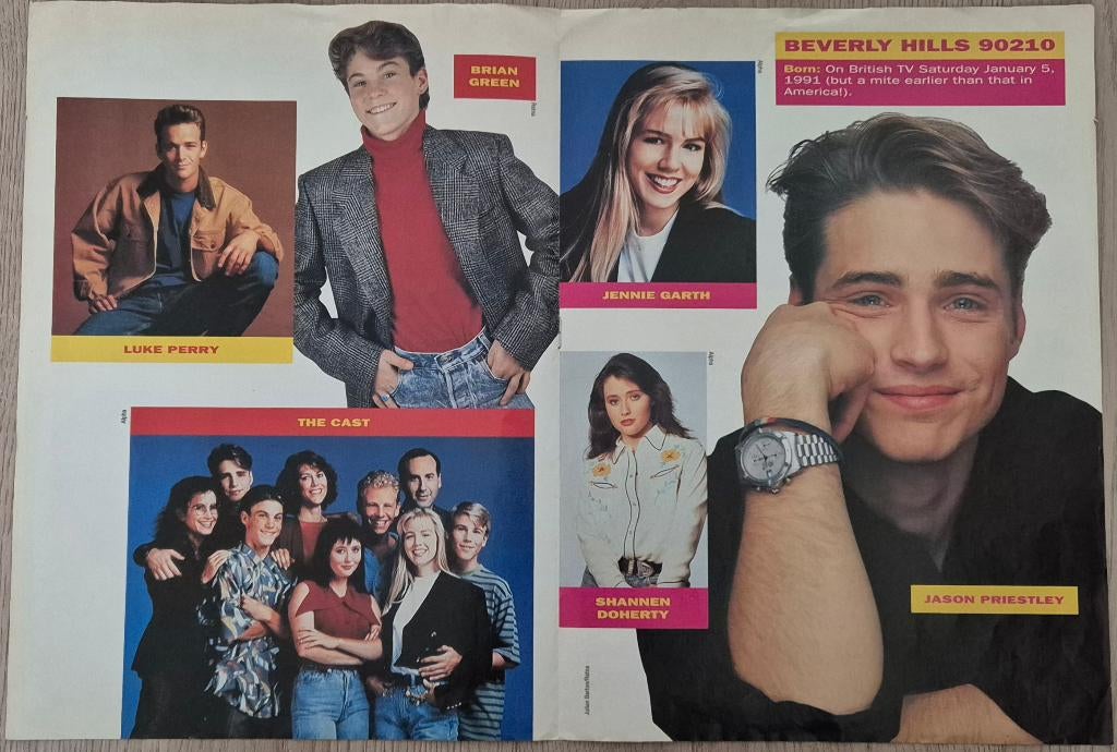 3 mooie posters BEVERLY HILLS 90210 +VEEL MOOI OUD MATERIAAL, Rechthoekig Staand, Ophalen of Verzenden, Zo goed als nieuw, A1 t/m A3