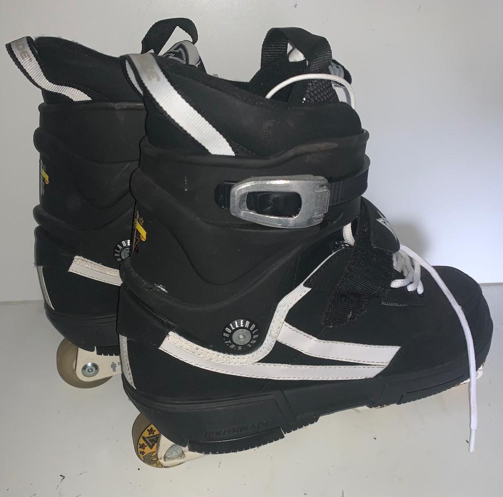 Rollerblade stuntskates TR8 in nieuwstaat maat 41, Sport en Fitness, Overige merken, Kinderen, Ophalen of Verzenden, Zo goed als nieuw