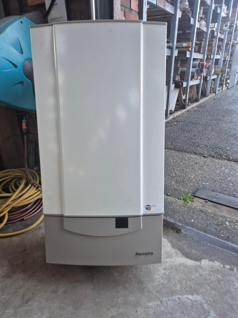 Remeha cv ketel, Doe-het-zelf en Verbouw, Geisers en Boilers, Ophalen, Gebruikt, 20 tot 100 liter, Boiler
