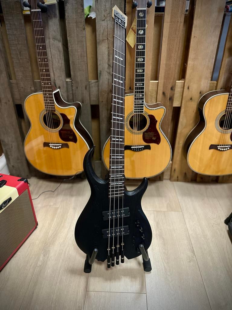 Sire M6H 4/BKS Marcus Miller M6 Series headless basgitaar, Ophalen, Gebruikt, Elektrisch