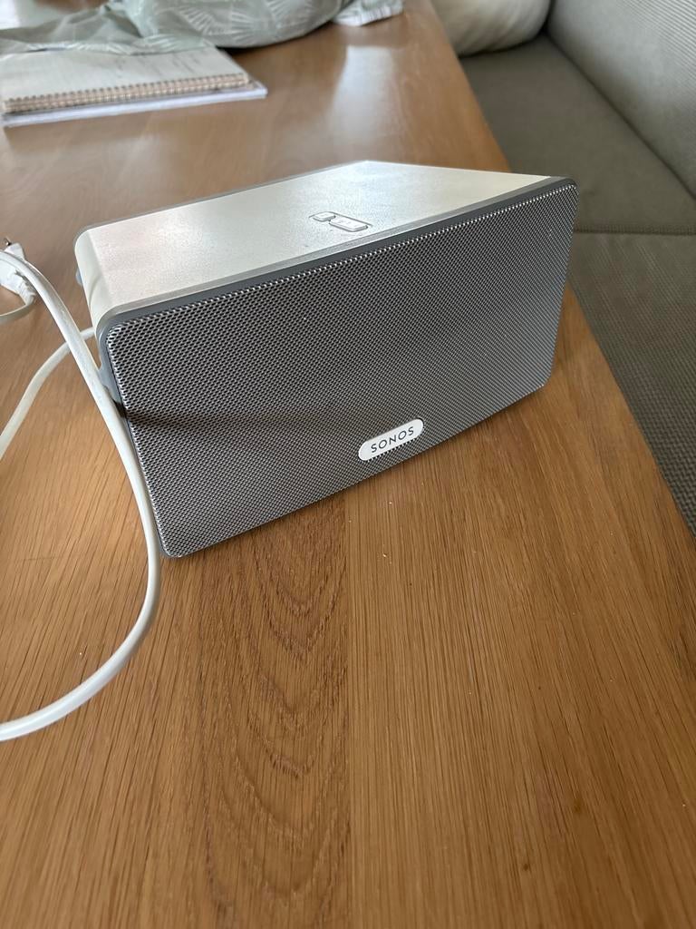 Sonos Play 3, Ophalen, Gebruikt, Front, Rear of Stereo speakers, Sonos