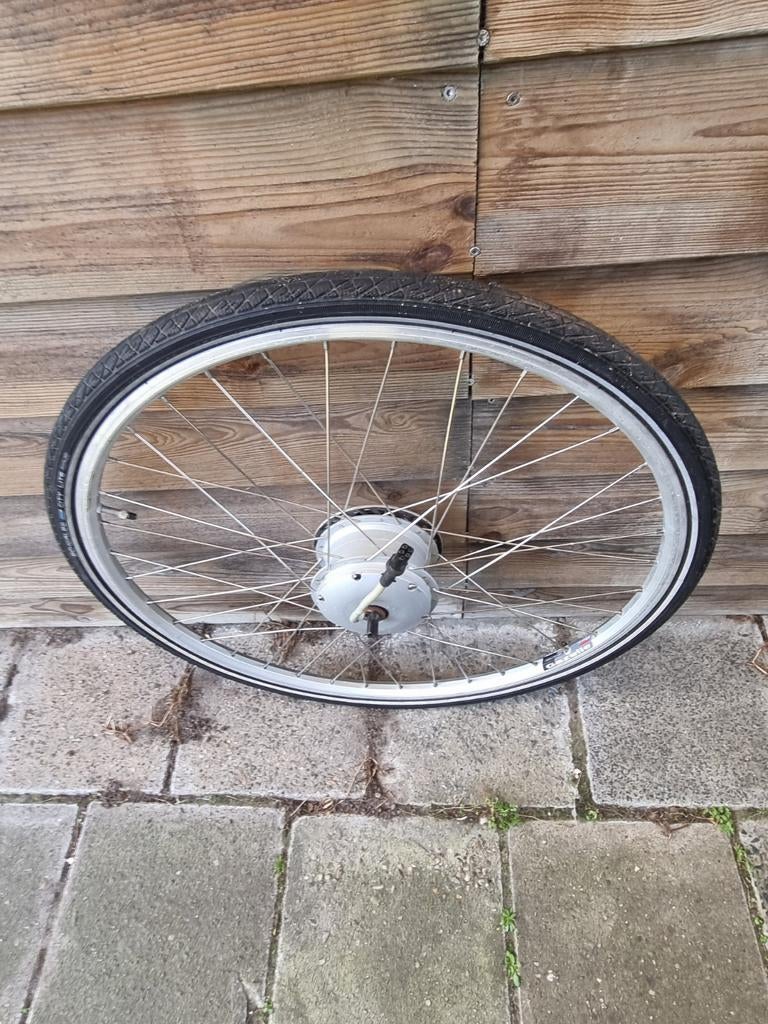 Elektrische voorwiel moter 5 pins van gazelle, Fietsen en Brommers, Ophalen, Motor