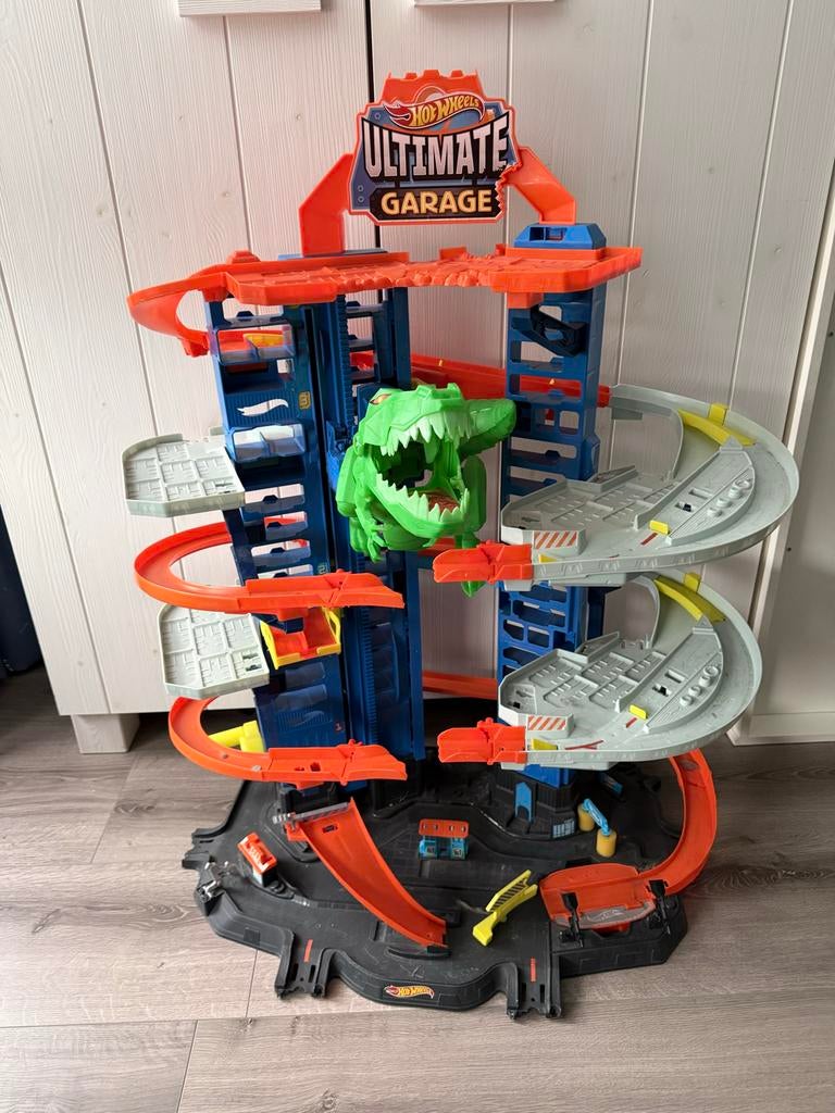 Hot Wheels Ultimate Garage met T-Rex, Ophalen of Verzenden, Gebruikt, Afstandsbediening