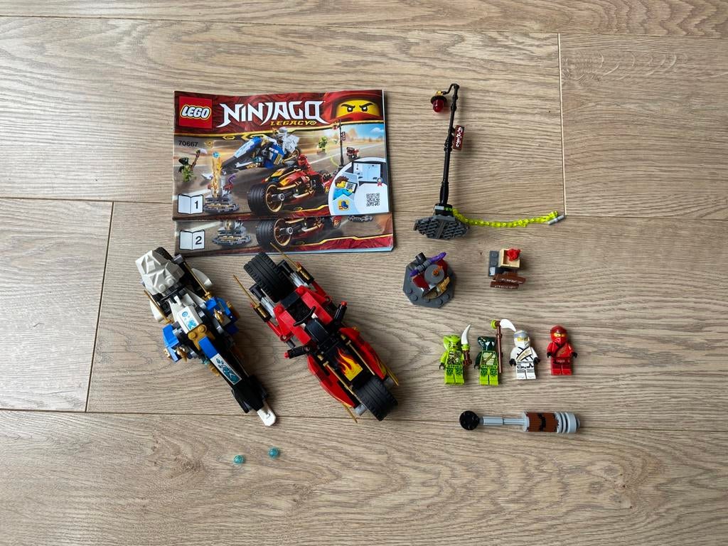 Lego Ninjago zwaardmotor kai & sneeuwmotor Zane (70667), Lego, Ophalen of Verzenden, Zo goed als nieuw, Compleet