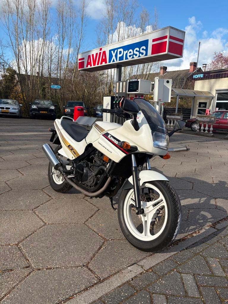 Kawasaki Sport GPZ 500 S 20.000km!, Rijksstraatweg 248
3634AN  Loenersloot, NL, Bedrijf, Sport, Meer dan 35 kW