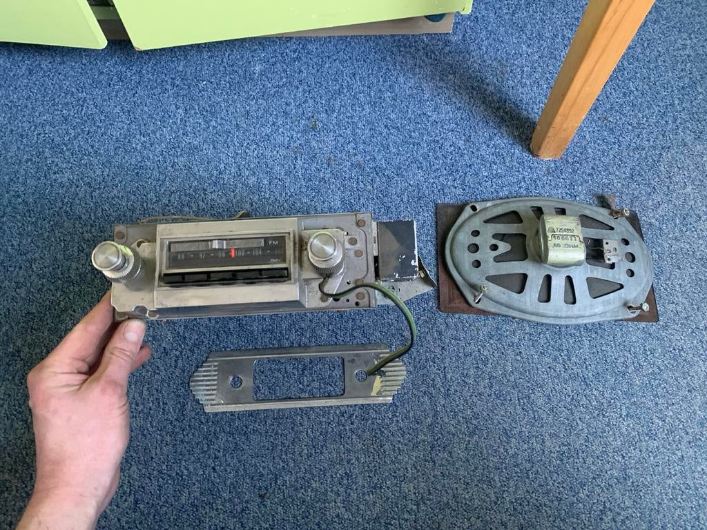 Delco 986546 46FAD FM AM autoradio met speaker, Ophalen of Verzenden, Gebruikt