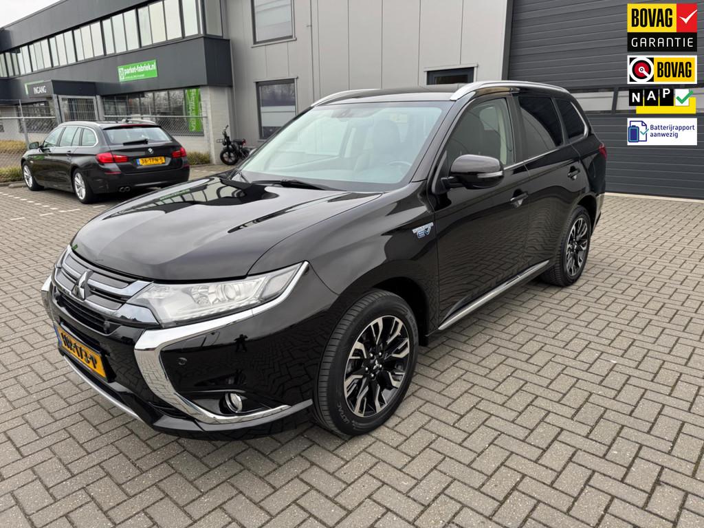 Mitsubishi Outlander 2.0 PHEV Executive Edition, Euro 6, 4 cilinders, 1820 kg, Zwart