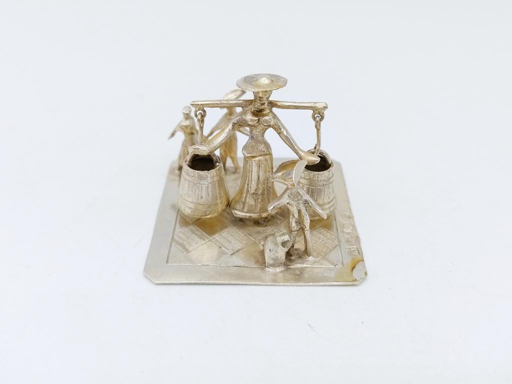 Zilveren miniatuur, Melkdame, J. Verhoogt, Hoorn, 1901, Verzenden, Zilver