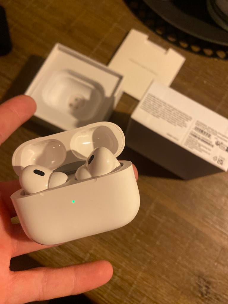Airpods pro 2 - Gloednieuw & 100% origineel, Ophalen of Verzenden, Zo goed als nieuw