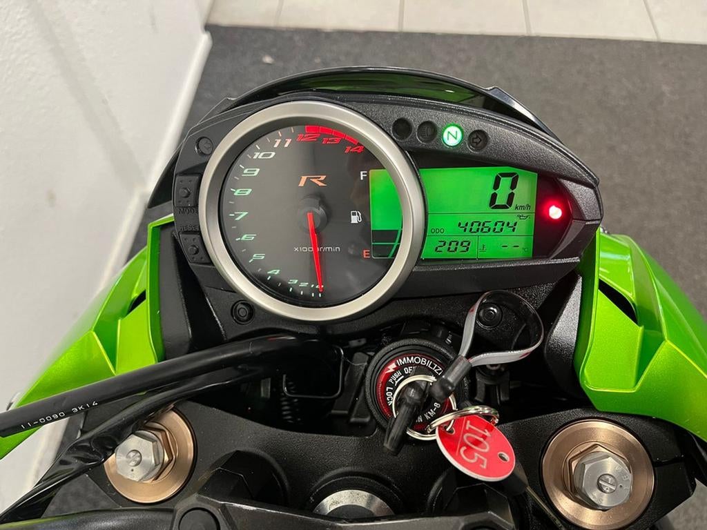 Kawasaki Z 750 R (bj 2011) - foto 2