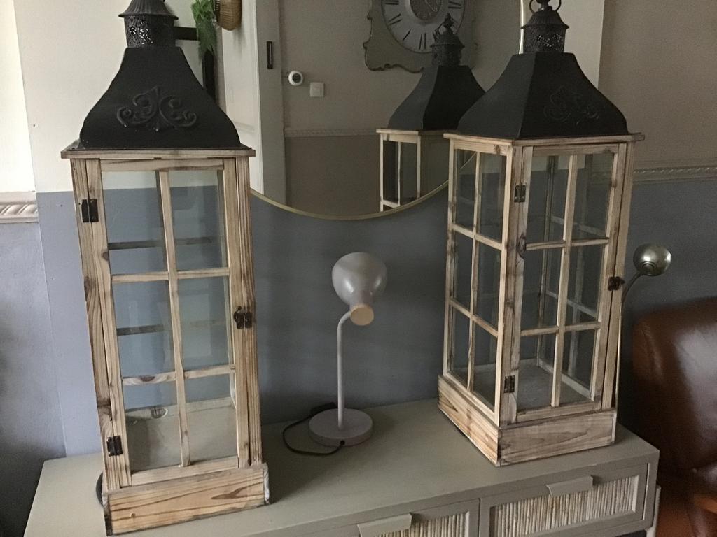 2 trendy lantaarns / windlichten, Huis en Inrichting, Woonaccessoires | Kandelaars en Kaarsen, Ophalen of Verzenden, Zo goed als nieuw