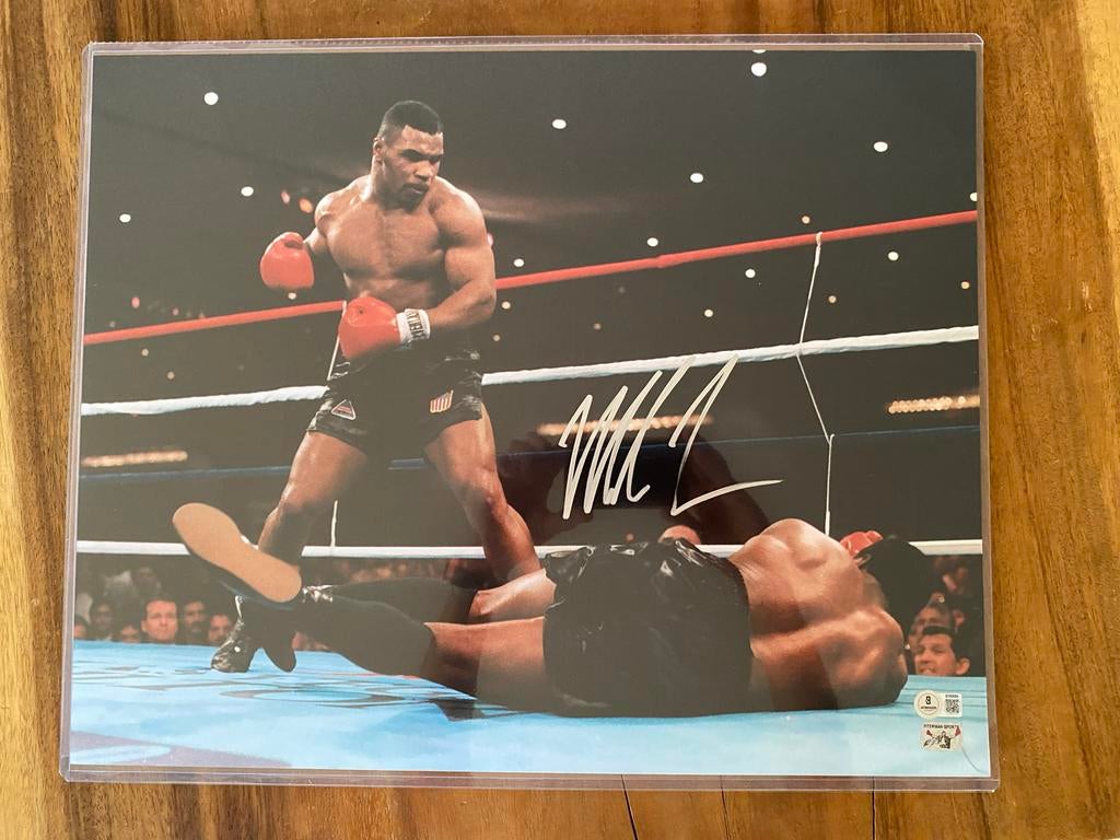 Gesigneerde foto Mike Tyson - Beckett & Fiterman COA, Ophalen of Verzenden, Nieuw, Overige sporten, Poster, Plaatje of Sticker