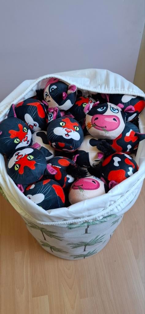 knuffel bollen, Ophalen, Zo goed als nieuw, Overige typen