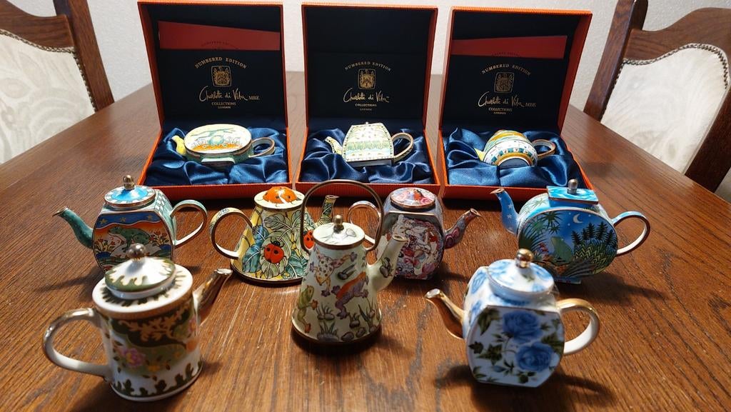 Verzameling  mini theepotjes 9 stuks Charlotte di Vita, Ophalen of Verzenden, Zo goed als nieuw, Metaal