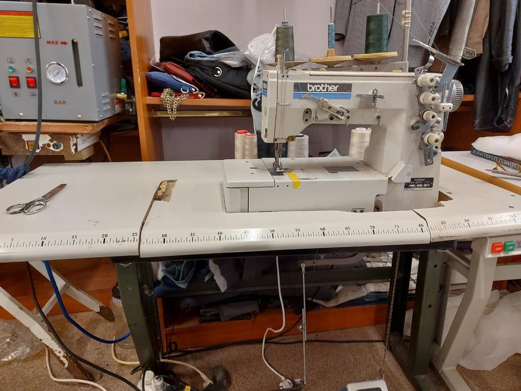 Brother trikomachine voor tricotstoffen - Nu of nooit!, Hobby en Vrije tijd, Naaimachines en Toebehoren, Gebruikt, Ophalen of Verzenden