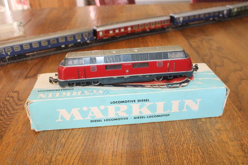 Marklin 3021 V200 027 diesellocomotief, Hobby en Vrije tijd, Wisselstroom, Gebruikt, Locomotief, Ophalen of Verzenden