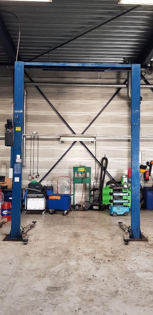 2 koloms hefbrug autobrug Werther OMA 518H 3200Kg 2010 LB 5, Ophalen