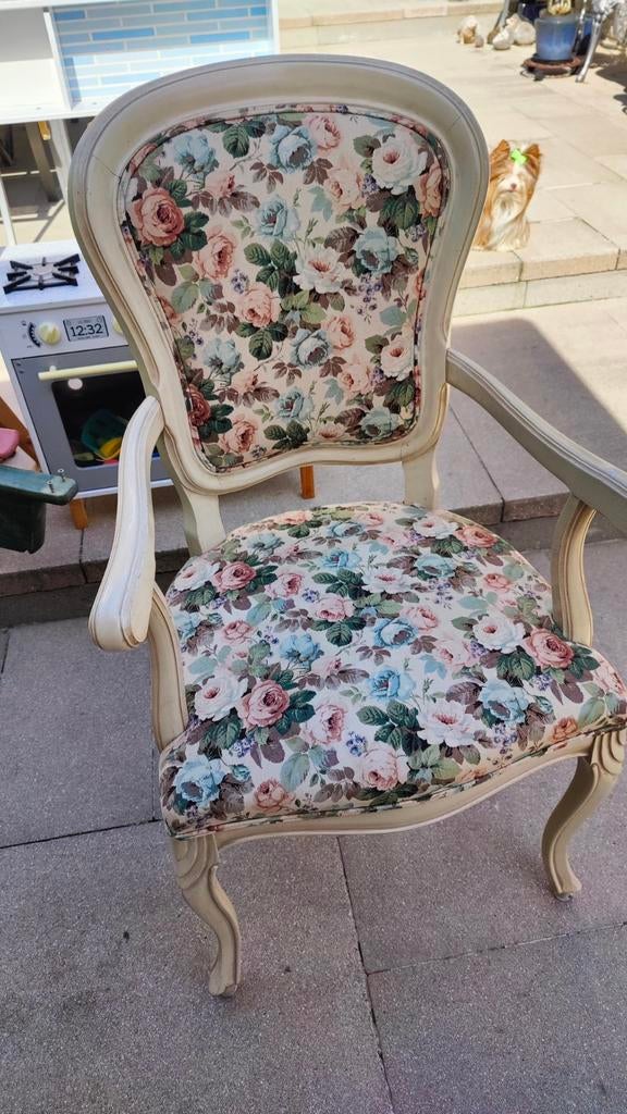 Te koopMooie barok stoelen, Ophalen