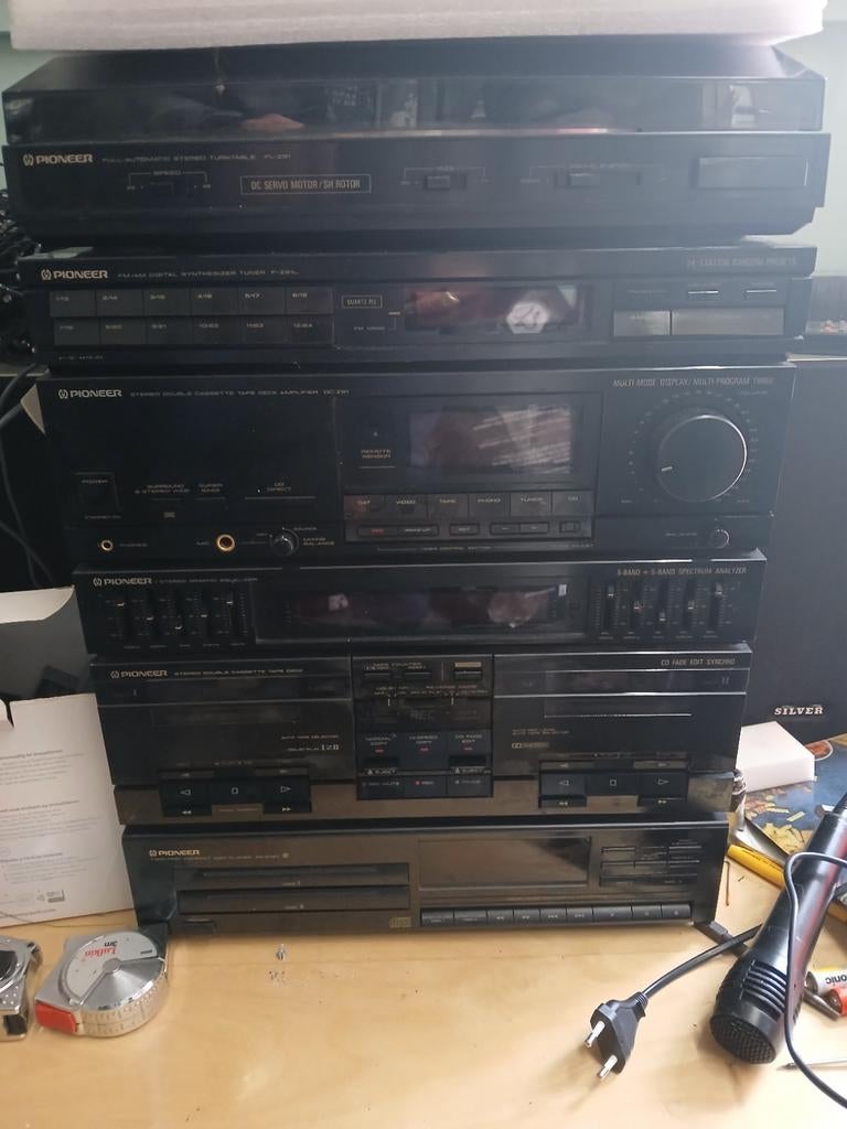 Pioneer toren, Ophalen, Speakers, Pioneer