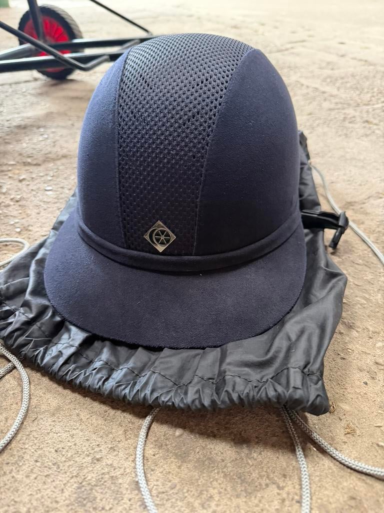 Charles owen cap te koop, Dieren en Toebehoren, Paardrijkleding, Ophalen of Verzenden, Zo goed als nieuw, Dressuur, Cap