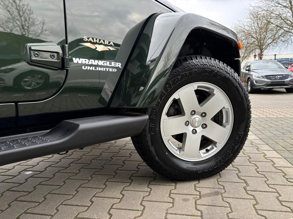Jeep Wrangler 3.8 V6 Sahara | Youngtimer | 1ste eig | 49.000, Auto's, Jeep, Automaat, Euro 5, Gebruikt, Zwart