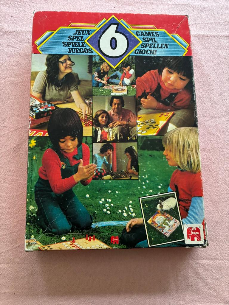 Jumbo bordspellen doos met diverse oud hollandse spellen set, Vijf spelers of meer, Ophalen of Verzenden, Gebruikt, Jumbo