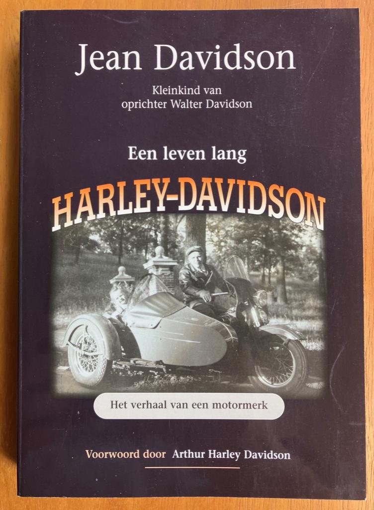 Een leven lang Harley-Davidson - Jean Davidson, Ophalen of Verzenden, Zo goed als nieuw, Merk of Model