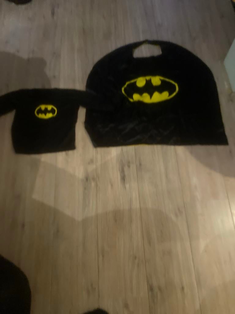 Batman cape en trui - Maat 104, Ophalen of Verzenden, Gebruikt, 104 of kleiner, Jongen of Meisje