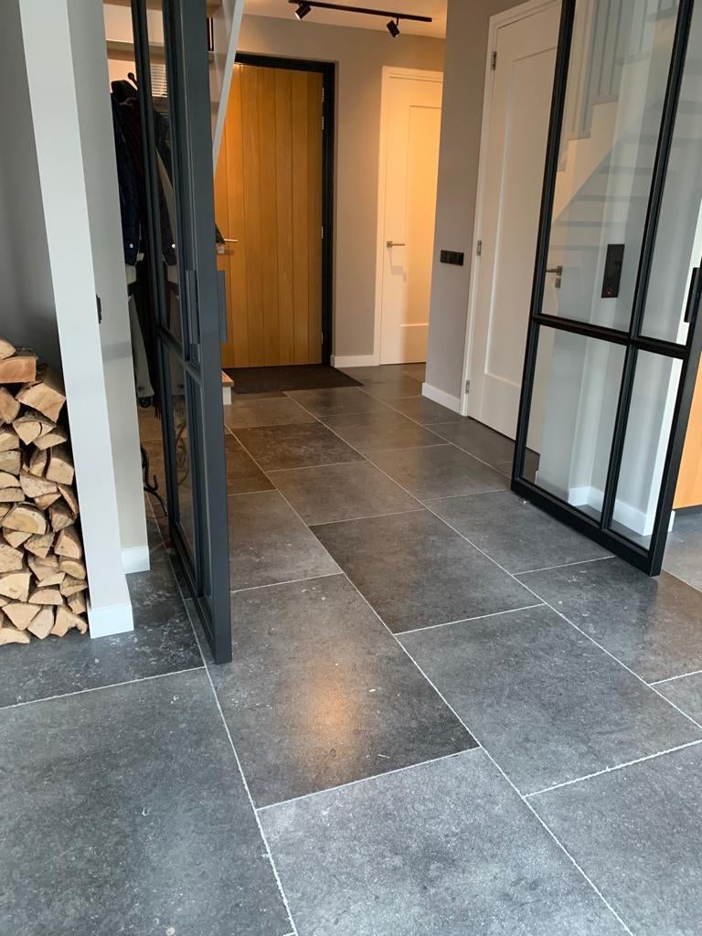 Hardsteen gestraald geborsteld, Hardsteen, Ophalen of Verzenden, Zo goed als nieuw, 10 m² of meer