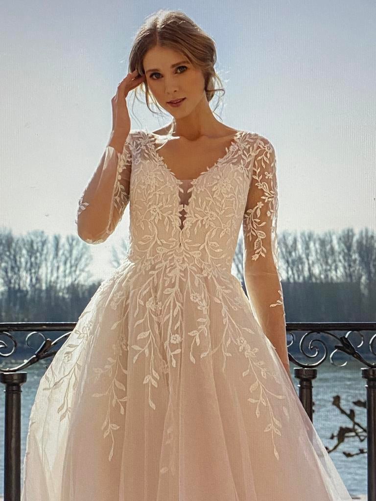 Goedkope gedrage, tweede hands en nieuwe jurken, Ophalen, Zo goed als nieuw, Blauw, Trouwjurk