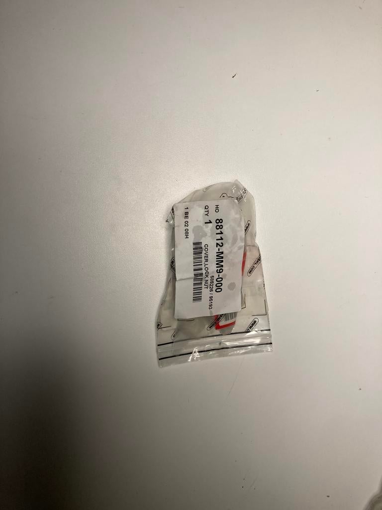 Honda cover lock nut., Motoren, Onderdelen | Honda, Ophalen of Verzenden, Nieuw