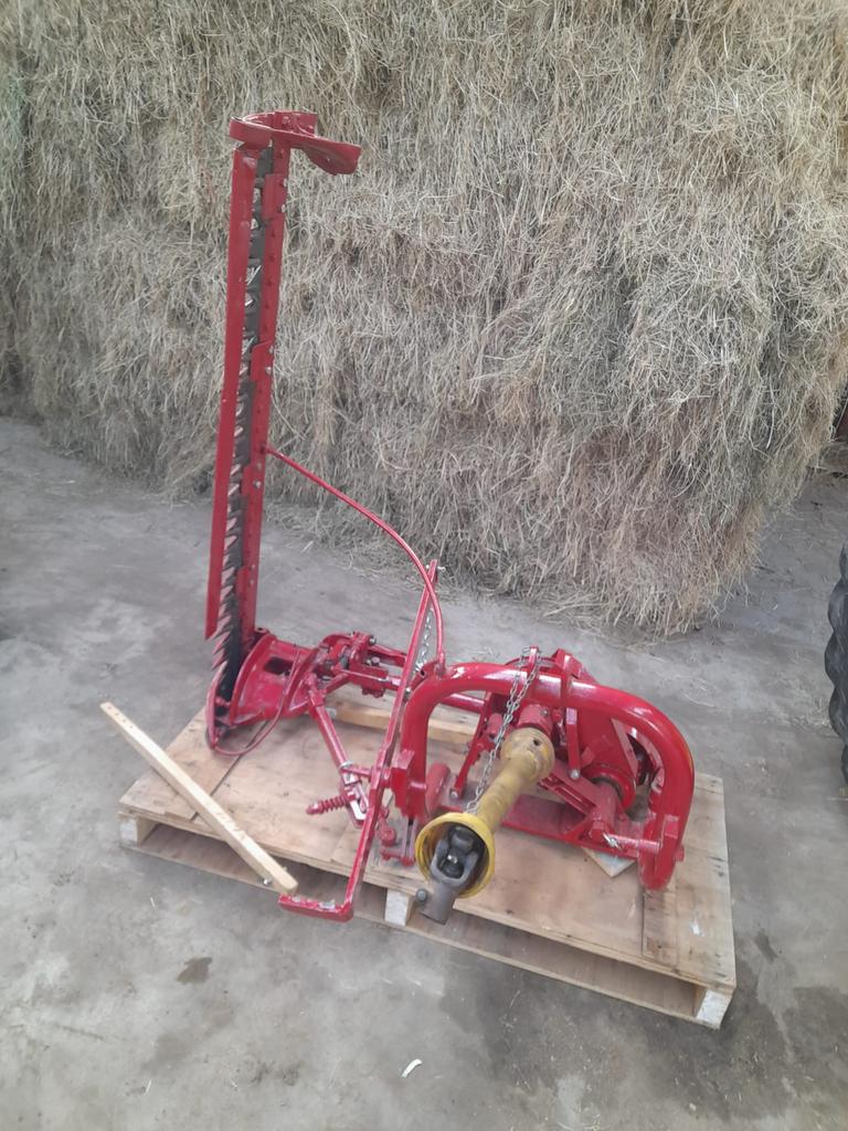 Maaibalk snelmaaier voor oldtimer trekker, Ophalen