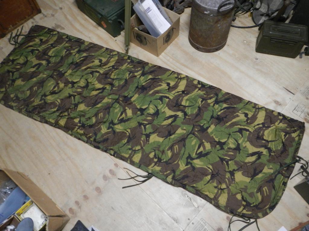 Poncho liner Nederlands leger picknick kleed camouflage, Ophalen of Verzenden, Landmacht, Nederland, Overige typen