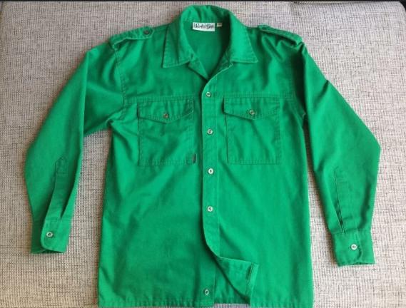 GEZOCHT: Oud model welpen Blouse, Verzamelen, Scouting, Nieuw, Kleding, Ophalen of Verzenden