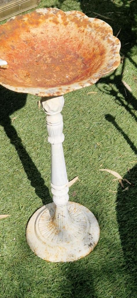 Sierlijk gietijzeren vogelbad op standaard (brocante), Ophalen of Verzenden, Gebruikt