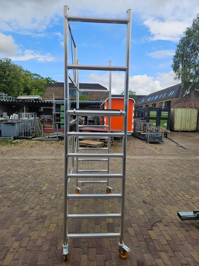 Custers kamersteiger met leuning nieuw werkhoogte 4 mtr, Ophalen, 2 tot 5 meter, Custers, .