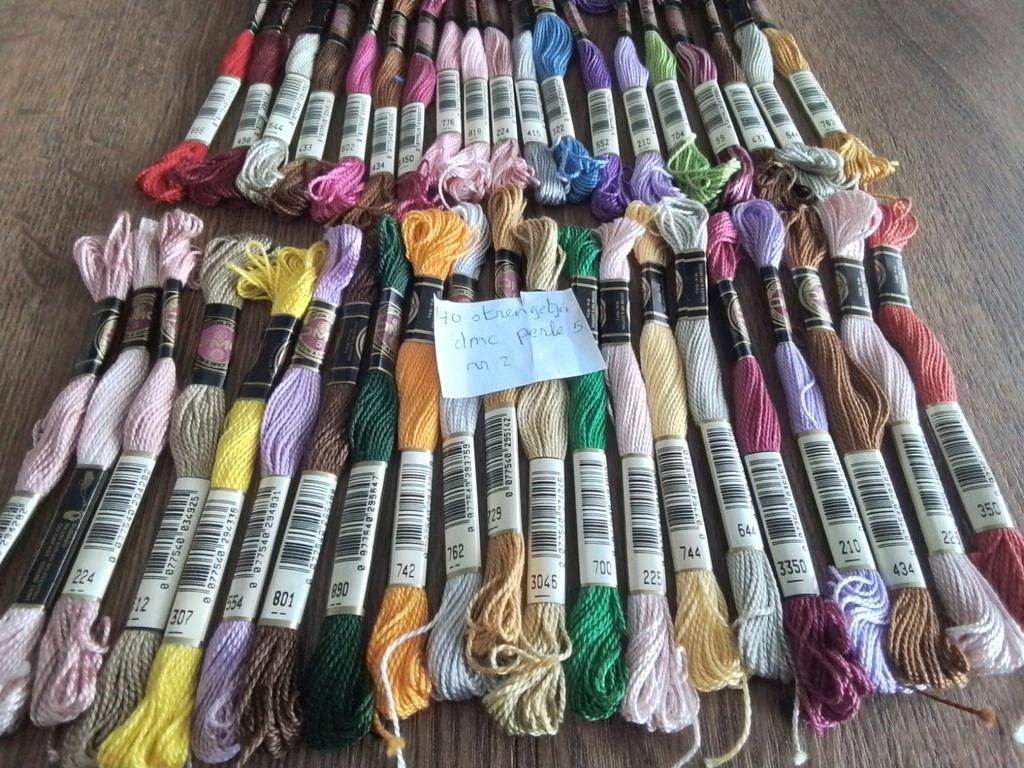 40 strengetjes perle nr 5,  bosje 2, Ophalen of Verzenden, Zo goed als nieuw, Handborduren, Borduurgaren of Zijde