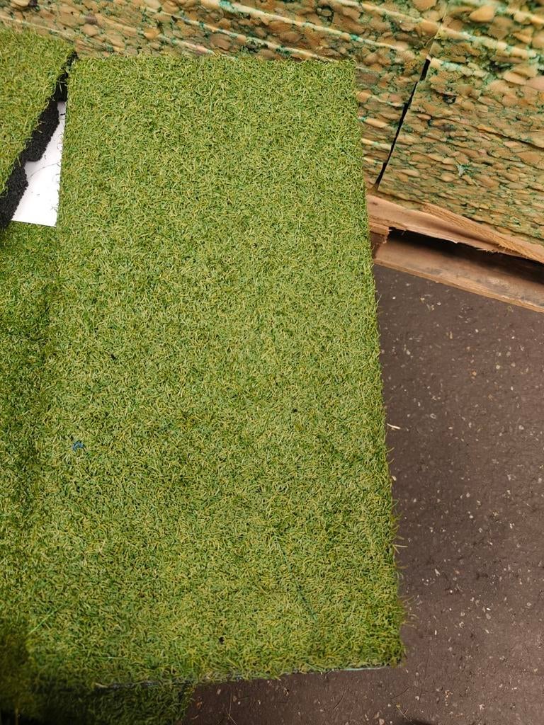 Kunstgras tegels – B-keus kwaliteit - 50x25x3cm, Ophalen, Kunstgras, Stuntgras, 2404ce