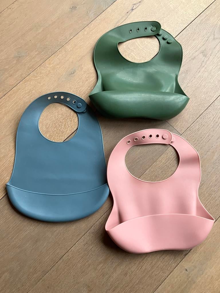 3 siliconen slabbetjes Liewood en Zeeman, Ophalen of Verzenden, Gebruikt, Overige typen