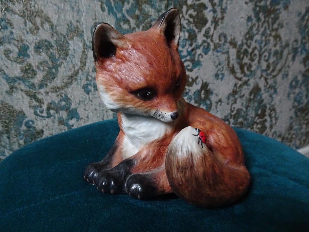 Beeldje vos met lieveheersbeestje Franklin Mint Outfoxed, Ophalen of Verzenden, Zo goed als nieuw, Dier
