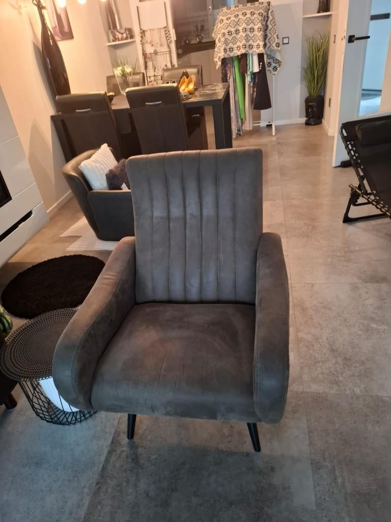 Zeer nette Fauteuil, Huis en Inrichting, Fauteuils, Ophalen, Zo goed als nieuw, 75 tot 100 cm, 50 tot 75 cm