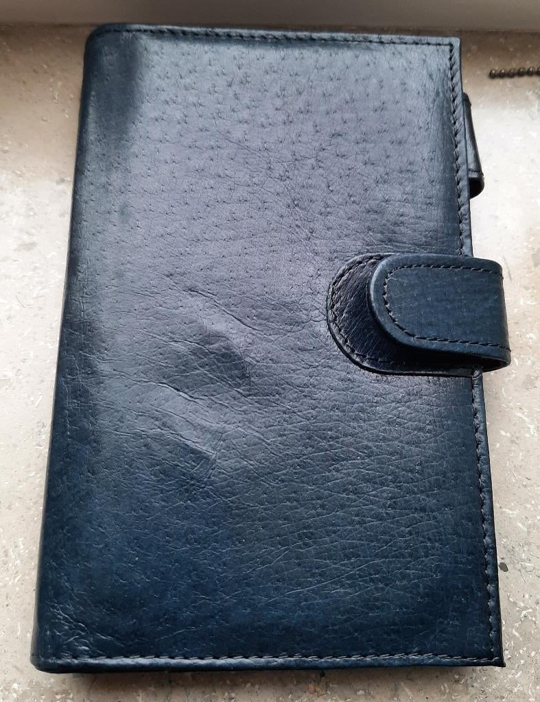 Nieuw : agenda omslag ( donkerblauw dun leder ), Diversen, Ophalen, Nieuw