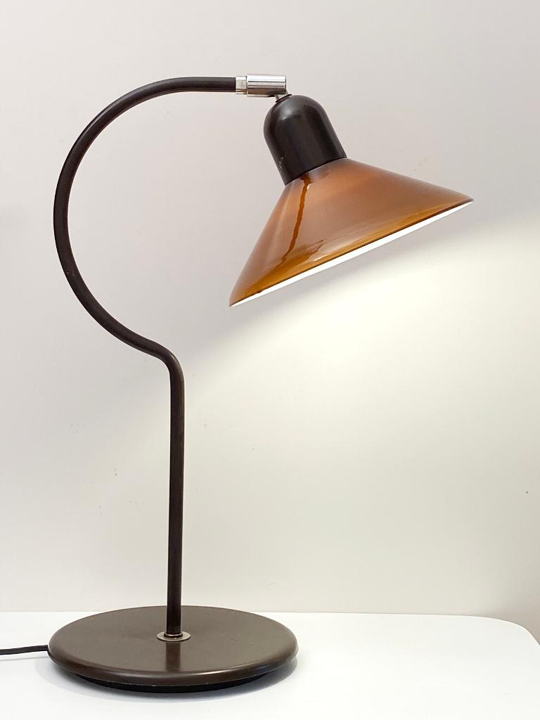 Vintage jaren 60/70 OMI tafellamp met glazen kap, bruin, Ophalen, Gebruikt, 50 tot 75 cm, Mid-Century-Modern Dutch Design
