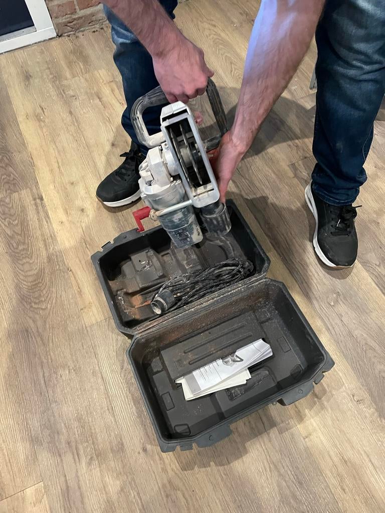 Muurfrees- Gebruikt maar in goede staat, Ophalen, Gebruikt