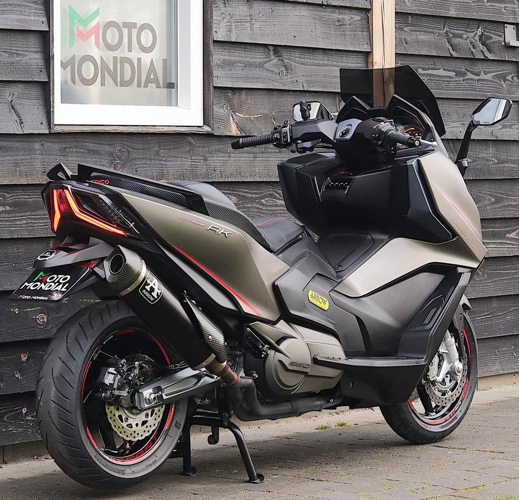 KYMCO AK 550 PREMIUM (bj 2023) Arrow, fabrieksgar. 05-2028 - foto 2